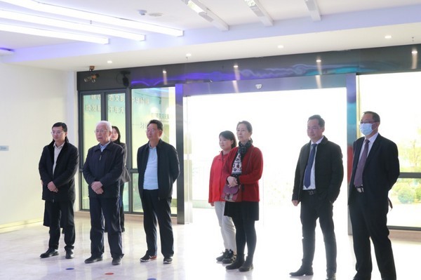 公司动态丨中国工程院院士、战略导弹与运载火箭专家龙乐豪一行调研航天凯天环保